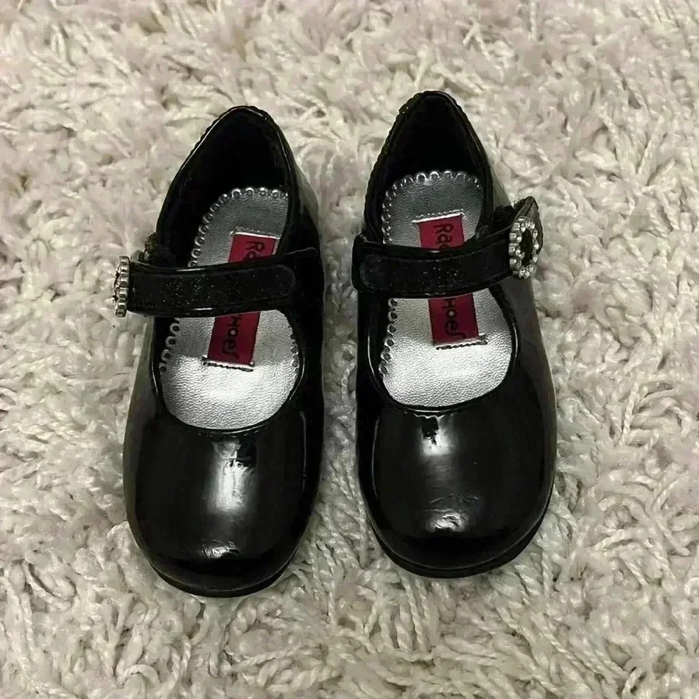 Black patent leather toddler dress shoes size 5